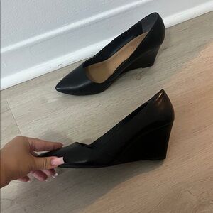 Franco Sarto Black Leather Wedges